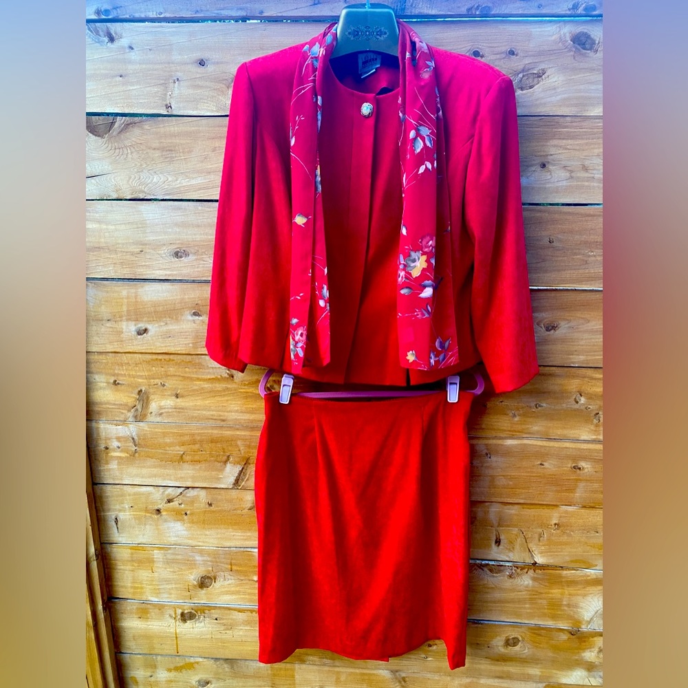 Leslie Fay size 16 petite, 3 piece vintage Red Skirt Suit